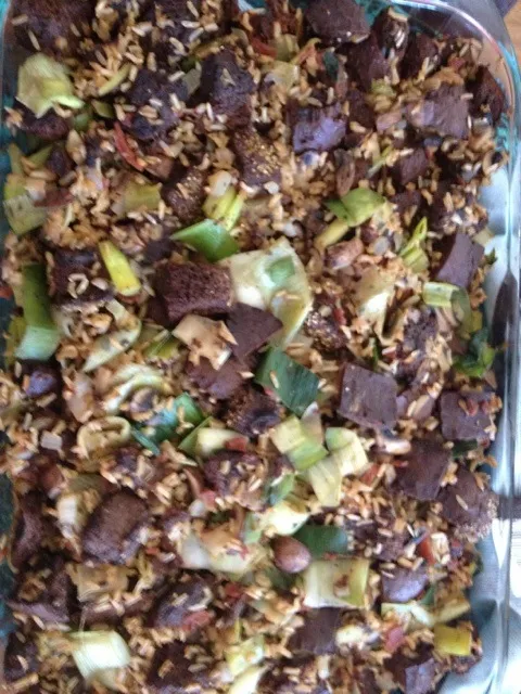 Mushroom Leek Wild Rice Stuffing|http://melissasmenu.wordpress.com/さん