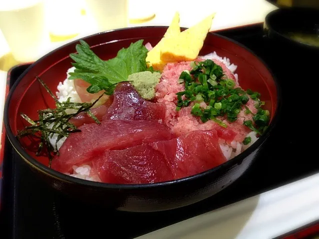 Snapdishの料理写真:焼津丼|hirotomoさん