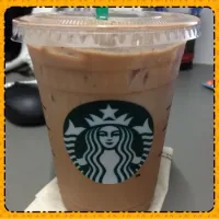 Snapdishの料理写真:Vanilla Latte @ Starbucks Coffee|Rose Samsonさん