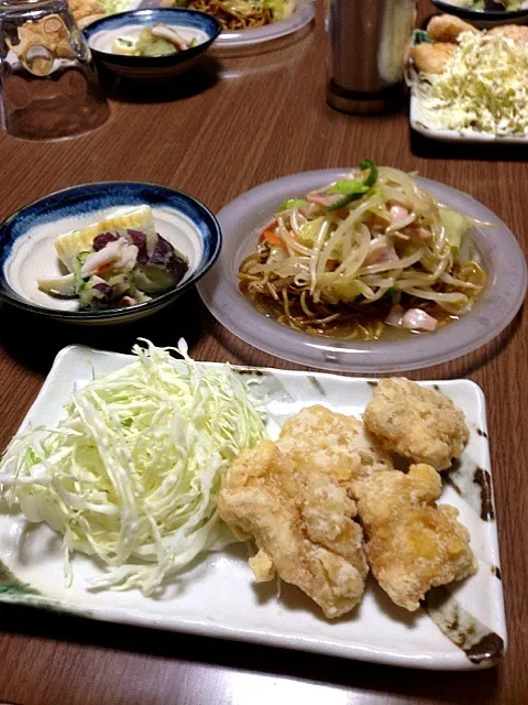 唐揚げと、あんかけ焼きそば|ちはるさん