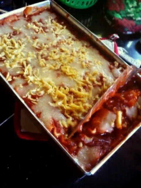 Snapdishの料理写真:Mom's Homemade Lasagna|Candyさん