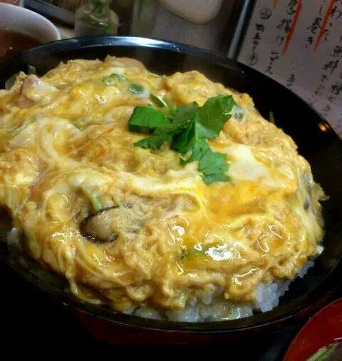 淡路鶏の親子丼|おにいやんさん