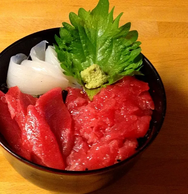 今日の賄い  本マグロと中おちの二色丼|Cabezon.Nakamuraさん