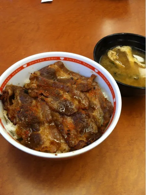 東京のチカラ 焼き牛丼|食レポ エステオヤジ @高石さん