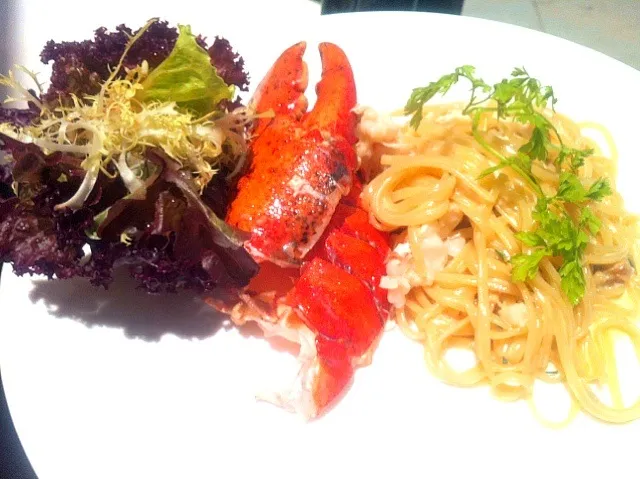 Snapdishの料理写真:Lobster linguine|skyblueさん