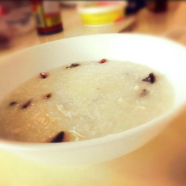 Chicken and century egg congee|해리さん