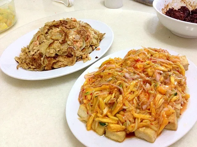 Stir fried egg and thai style tofu. 😋|해리さん