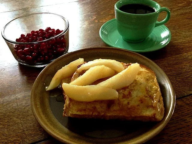 French toast with caramelized pears|Miaさん