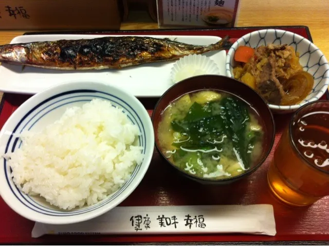 秋刀魚と肉じゃがのランチ|kazuo furutaさん