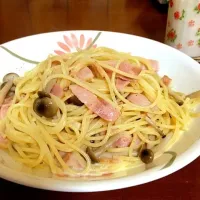 きのことベーコンのクリームパスタ|もえぴさん