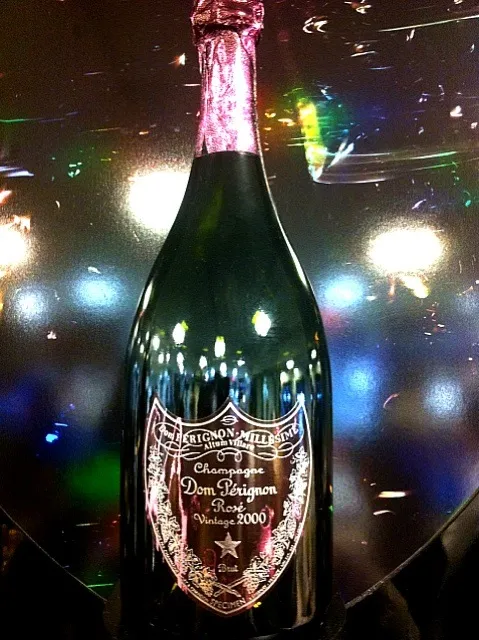 Snapdishの料理写真:Don Perignon champagne|sirakorn owadaさん