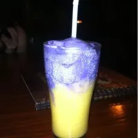 Snapdishの料理写真:Ube Mango Shake|Marielle Chingさん