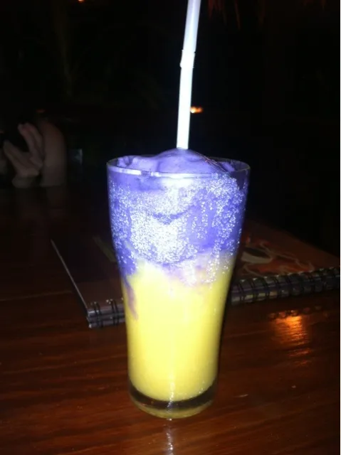 Snapdishの料理写真:Ube Mango Shake|Marielle Chingさん