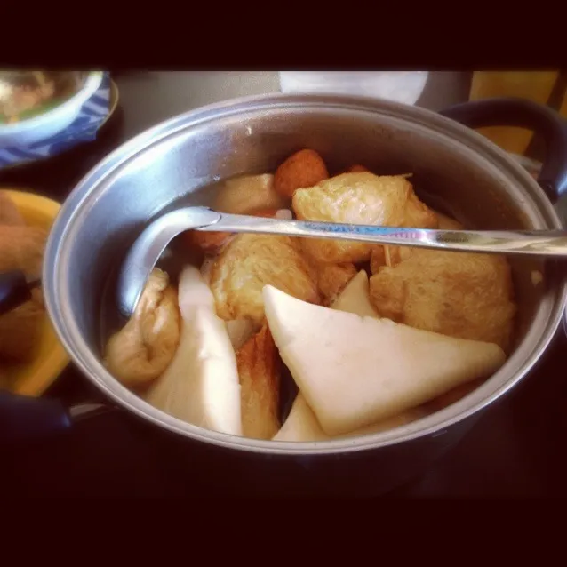 Snapdishの料理写真:oden by a friend〜〜|Qinさん