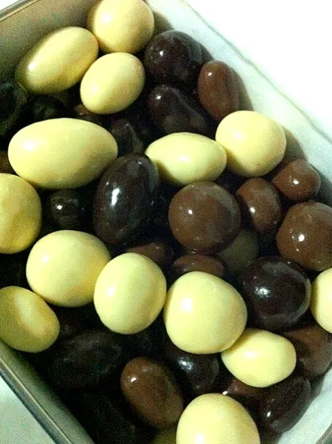 Nut & Fruit Chocolate|didi kullawadeeさん