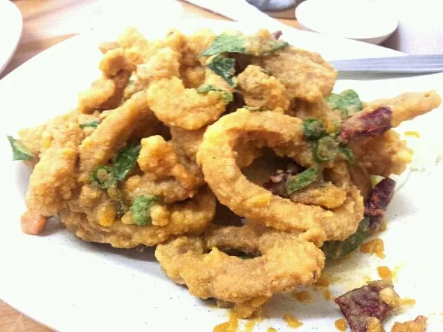 Salted Egg Fried Squid, my fav!|Azlina Ahmadさん