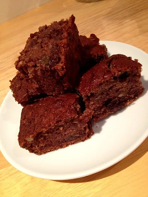 Eggless Dates Cake (No Eggs,Butter,Milk)|fadheelaさん