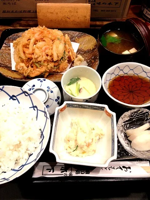 日替わり定食800円|和音女将あかりさん