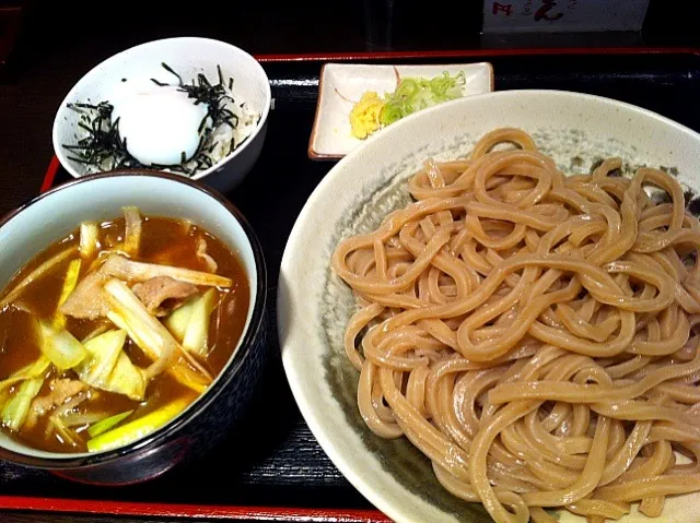 Snapdishの料理写真:東京うどん 黒うどん|塩豚骨さん