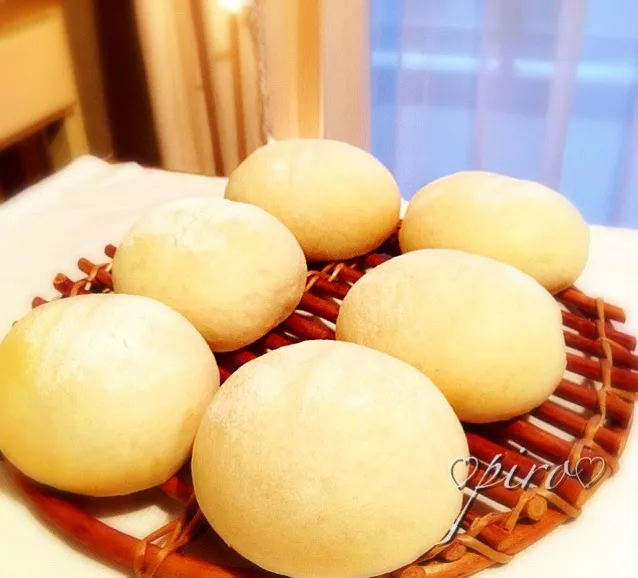 Snapdishの料理写真:💕ふわふわ白パン stavaさんレシピで💕  💕 fluffy white bread 💕|ピロさん