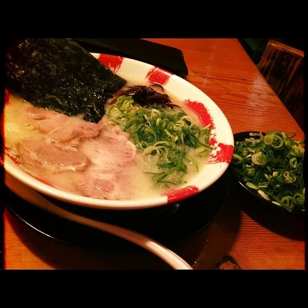 ネギ山ラーメン|かわすけさん