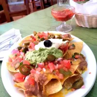 Snapdishの料理写真:Nachos in St. Helena, CA|linaさん