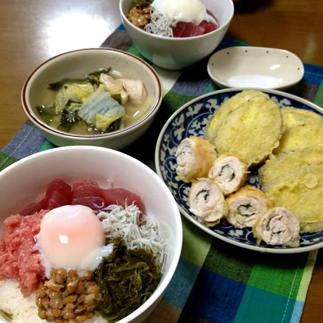 ネバネバ丼、芋天ぷら、ササミ大葉天ぷら。|あゆさん