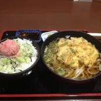 ネギトロ丼うどんセット|MOMOさん