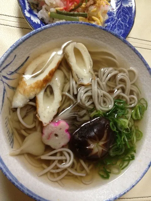 お休みの日の昼ご飯、簡単にお蕎麦です。|赤穂さん