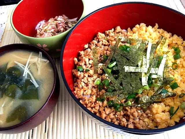 そぼろ丼（たまご＆お豆腐）|。さん