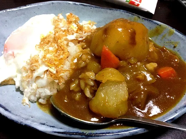 ごろごろ野菜カレー卵付き♥|おいさんさん