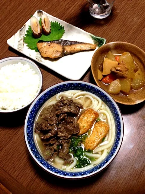 肉うどん、筑前煮、ぶり照焼き|ちはるさん