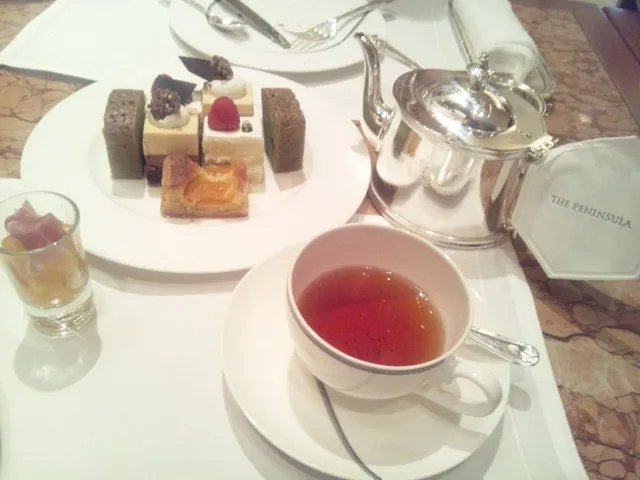 Teatime at the Tokyo Peninsula|Maggie Koikeさん