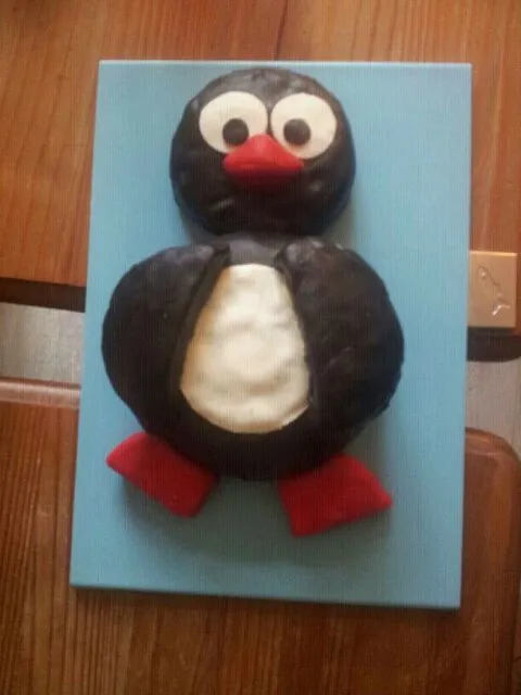 pinguïn cake with buttercreme|r. de ronさん