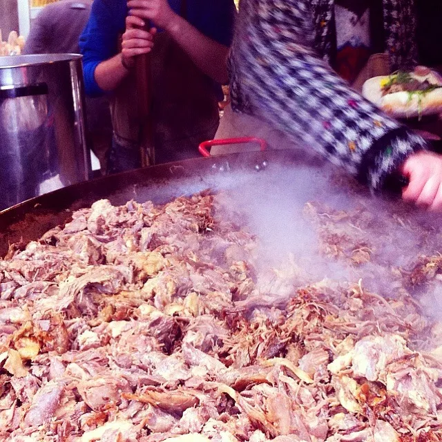 @Borough's market /London. Duck sandwich booth taste soo good ! 👍|bさん