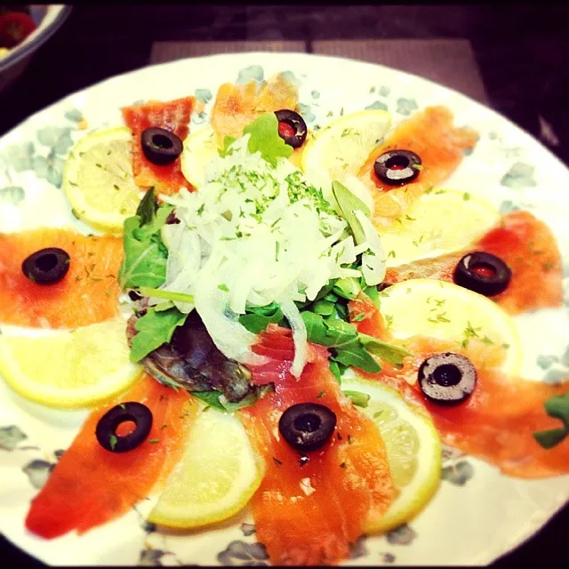 Salmon carpaccio ♡|Mayumi Murataさん