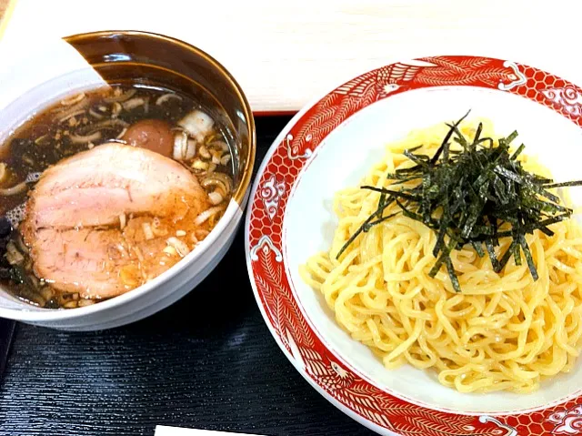 Snapdishの料理写真:四元豚厚切り焼豚つけ麺|ゆみいさん