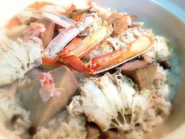 蟹大中寺芋土鍋御飯🍚|炊かれたいオトコ おこん 小栁津さん