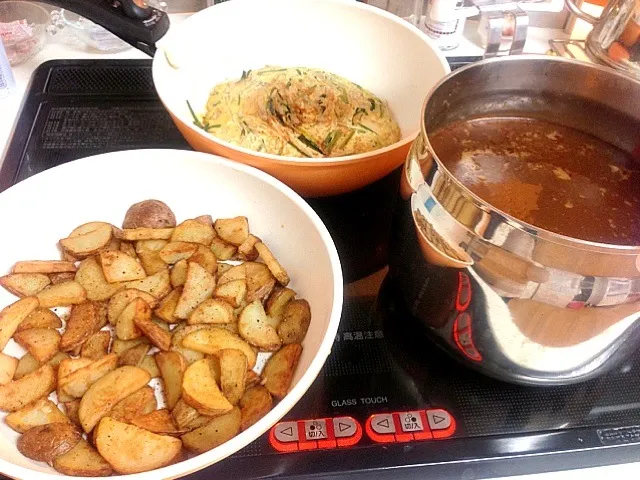 Snapdishの料理写真:デリ風    ポテトフライのカレー粉炒め|🎀Azusa🎀さん