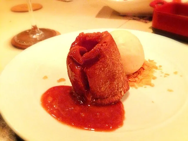 Salted Caramel Lava Cake|Kelvin Chenさん