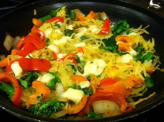 Spaghetti squash & veggies|vanessa volpicelliさん