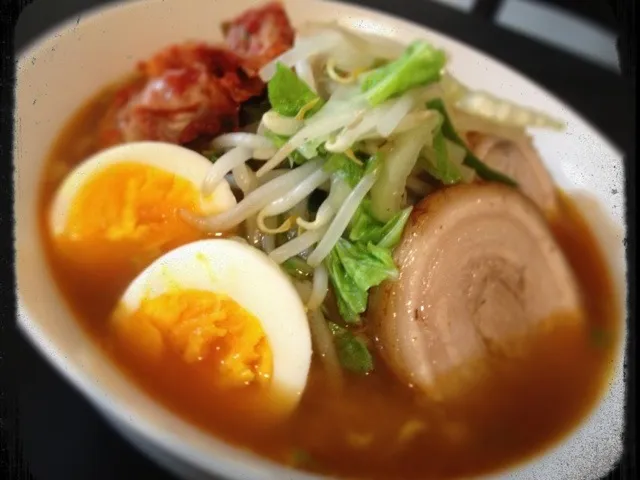 自家製チャーシューでキムチのせラーメン♡|Riamamさん