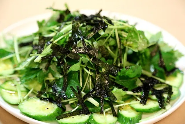 三つ葉のサラダ  塩ごま油味|マハロ菊池さん