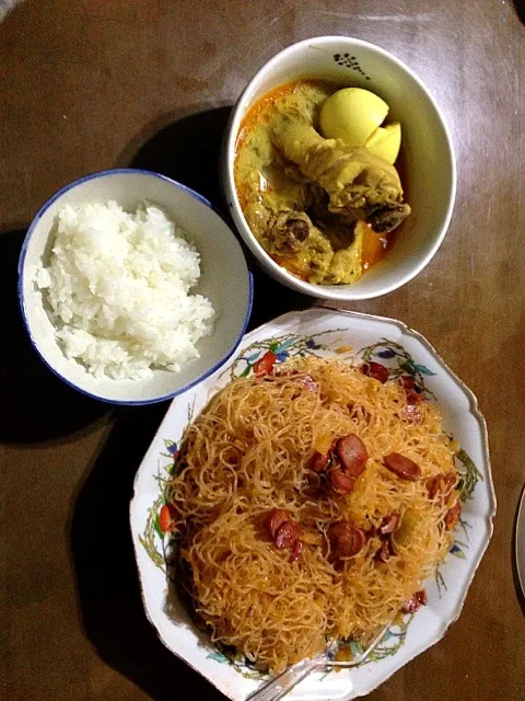 Indonesian chicken curry with fried bihun|marloさん