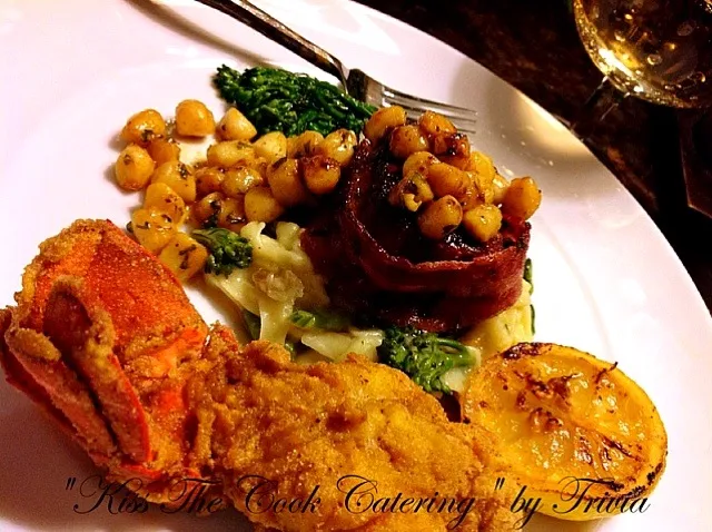 Romantic Dinner❤ Cajun Fried Lobster Tail, Grilled Filet Migon, Baby Scallops served Brocolli, Mushroom and Red Chard Pasta❤|Taste-New Americanさん