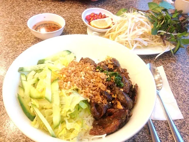 Grilled beef vermicelli|kazuko Tsujiさん