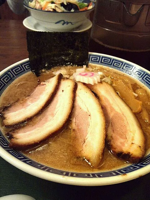 〔一力〕ラーメン|あああさん