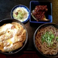 Snapdishの料理写真:かとう カツ丼＆蕎麦定食|440715さん