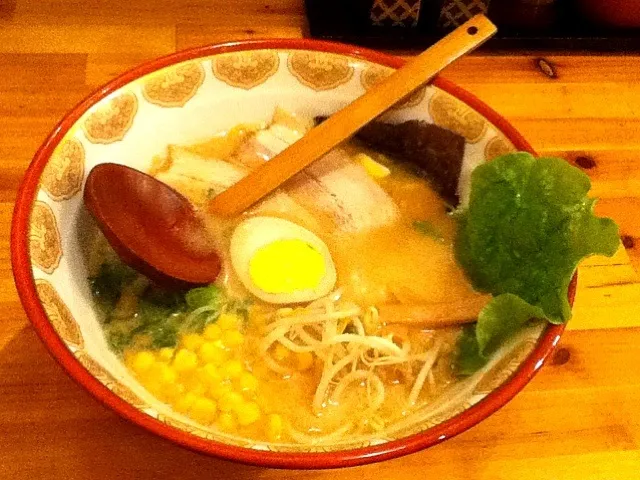 黄金完熟とんこつラーメン|nakajoさん