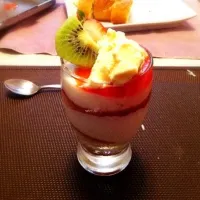 Yoghurt  parfait|masayo hayakawaさん